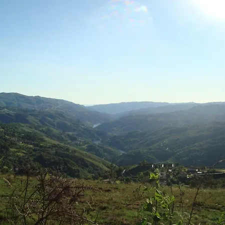 Casa Do Nascente * Paredes do Rio